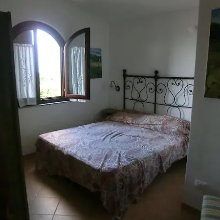 Bilocale Vista Mare Vignola Mare