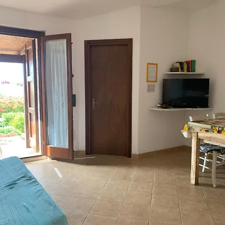Bilocale Vista Mare Vignola Mare